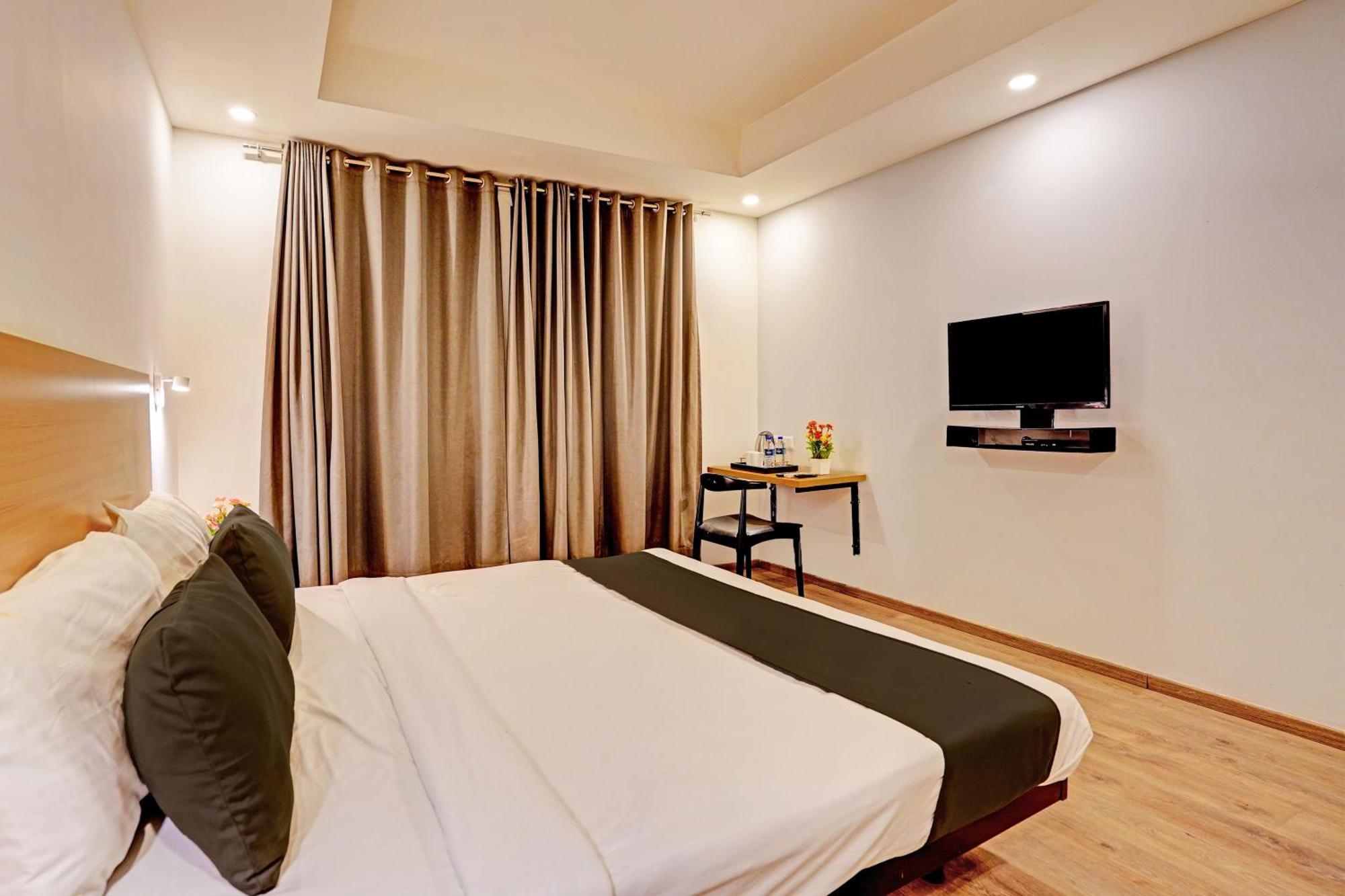 Townhouse Pantao Stays Gurgaon Esterno foto