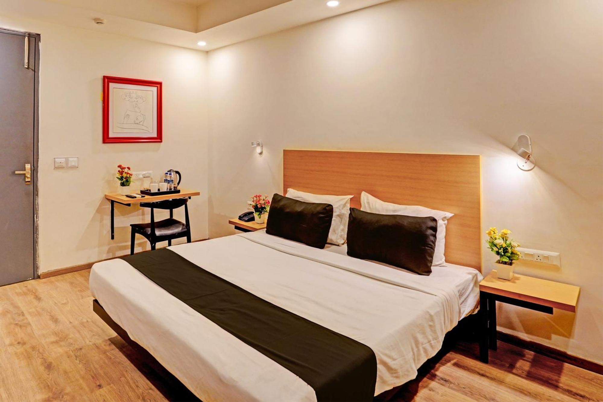 Townhouse Pantao Stays Gurgaon Esterno foto