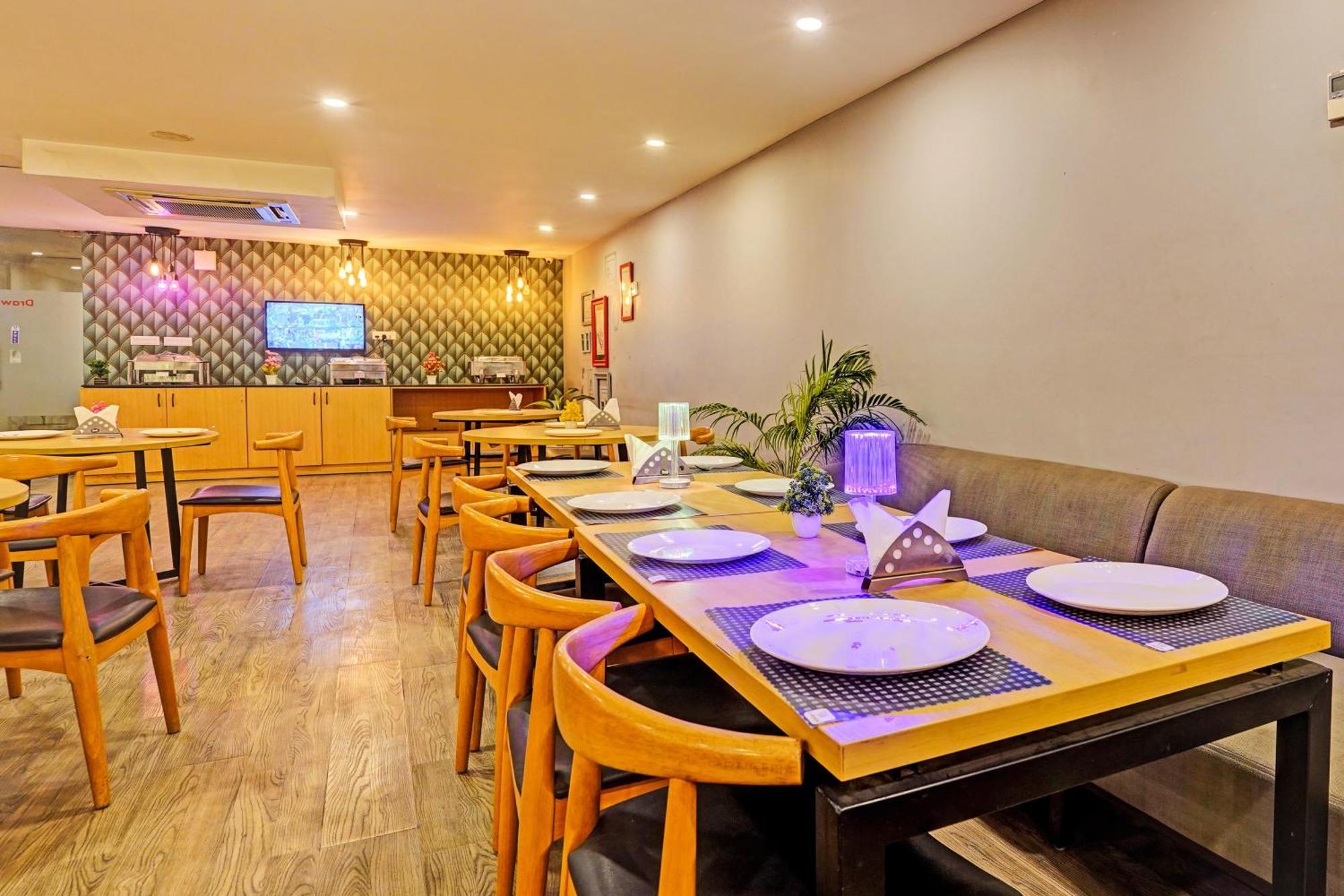 Townhouse Pantao Stays Gurgaon Esterno foto